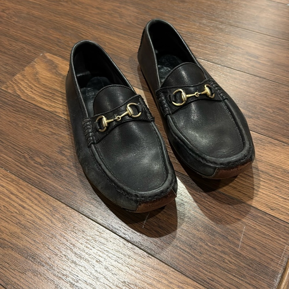 Gucci Black Leather Horsebit Loafers